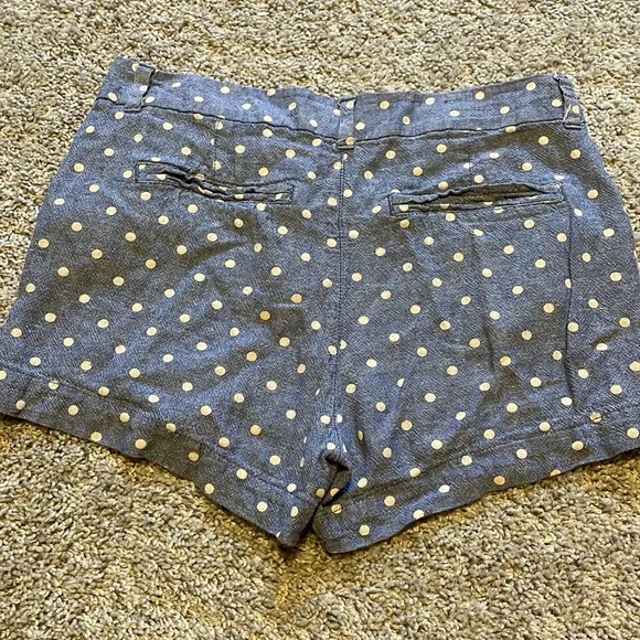 Old Navy shorts! - Picture 3 of 3